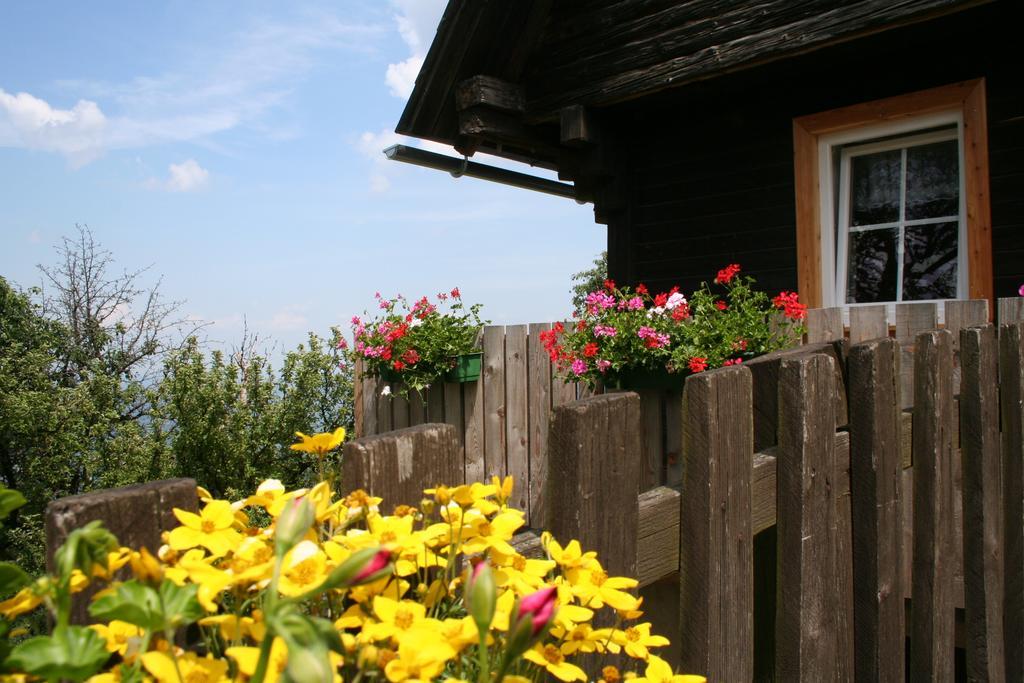 Hotel Ferienhaus Legat - Ein Platz Zum Traumen Pongratzen Exterior foto